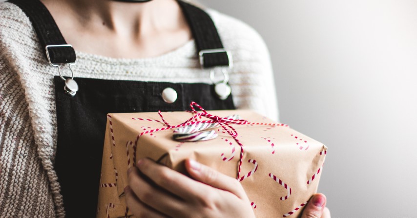 Holiday season is shipping season: How retailers and deliverers are preparing [5 reading tips]